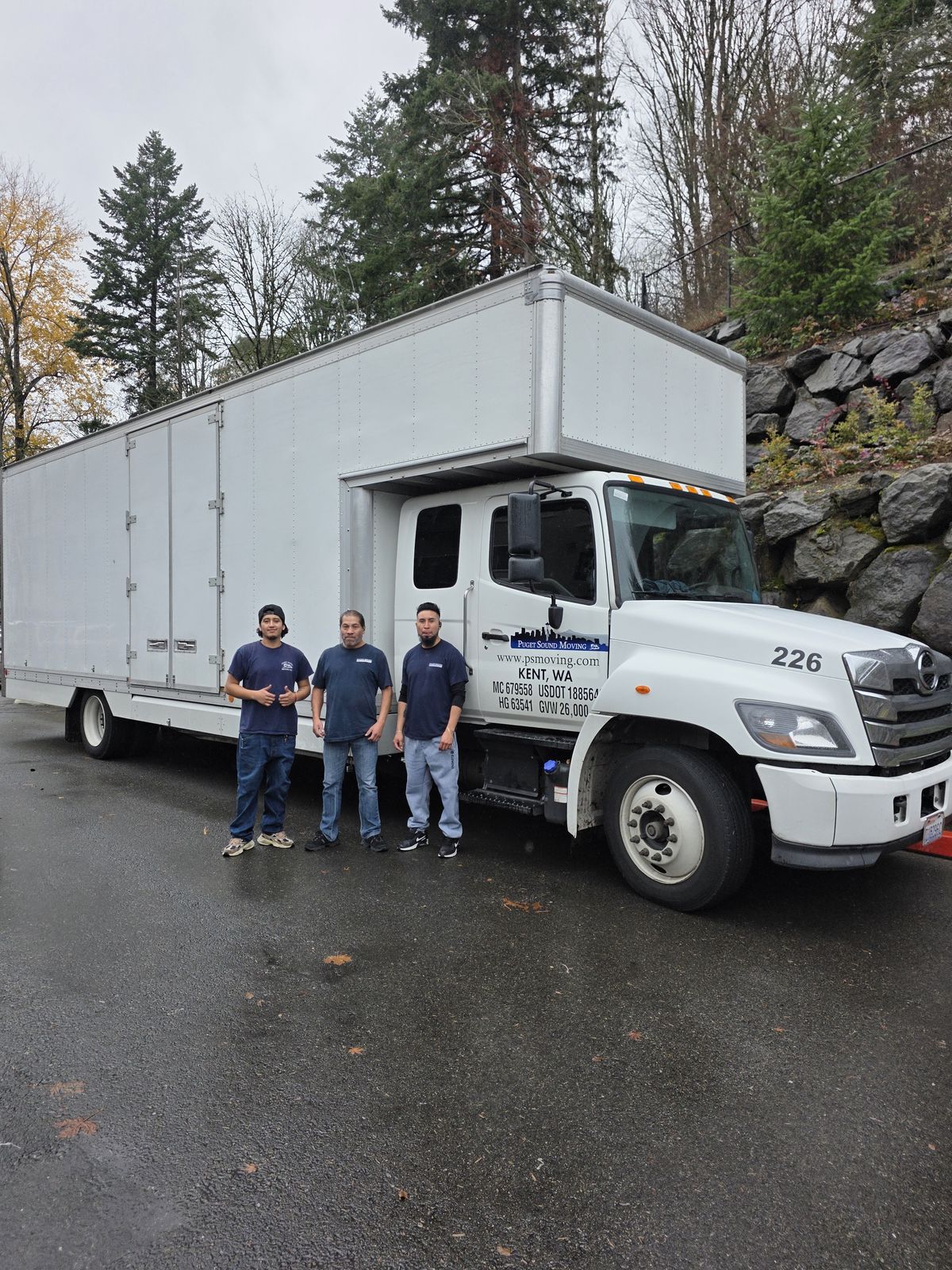 Licensed insured Seattle movers with truck